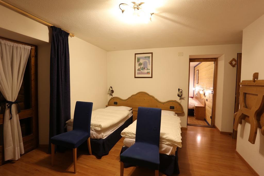 Albergo Centrale Forni di Sopra Phòng bức ảnh