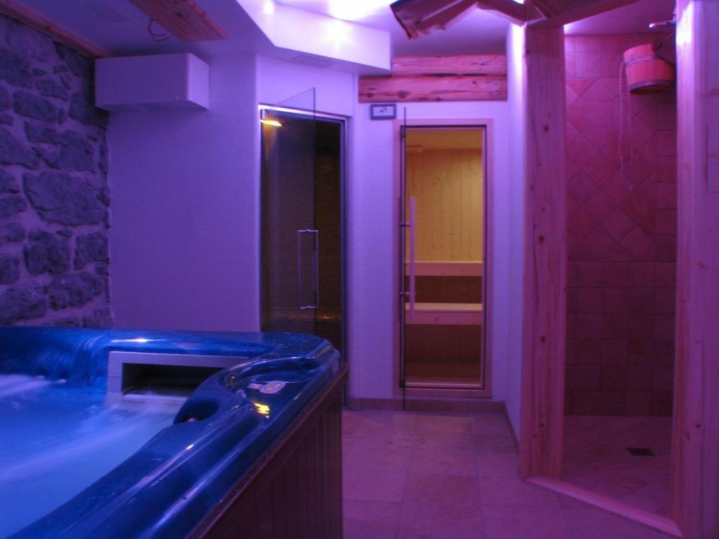 Albergo Centrale Forni di Sopra Ngoại thất bức ảnh